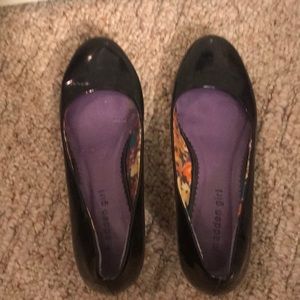 Women’s black heels